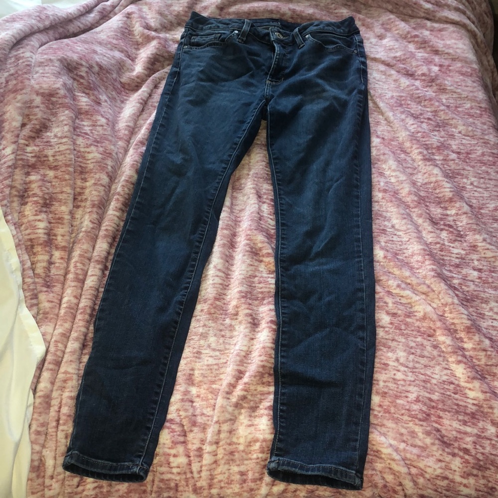 Skinny jeans